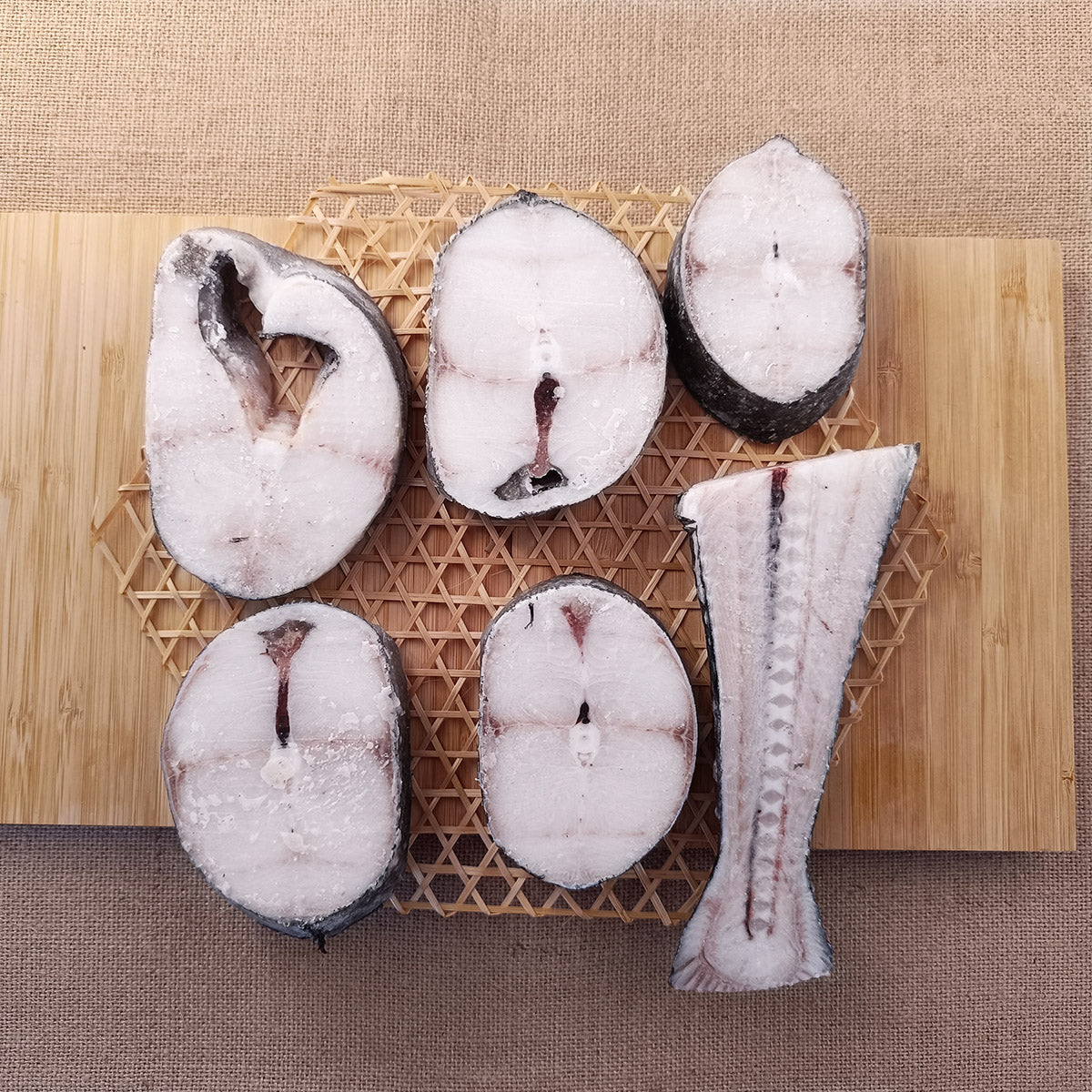 美國銀鱈魚扒 (連尾) 850-950g (急凍 - 18度)