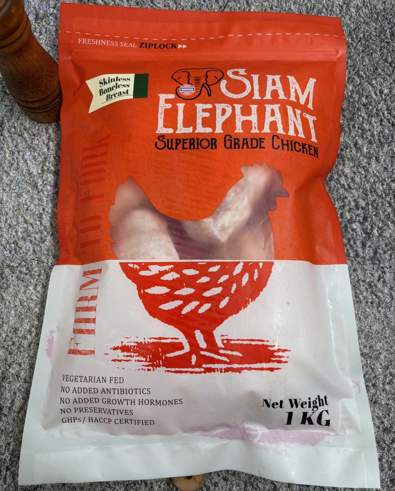 泰國無激素去皮雞胸肉 1kg (急凍-18°C)